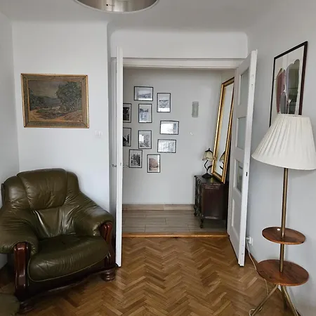 Prudentia Sawa Lägenhet